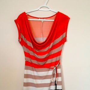 Scoop neck flare dress